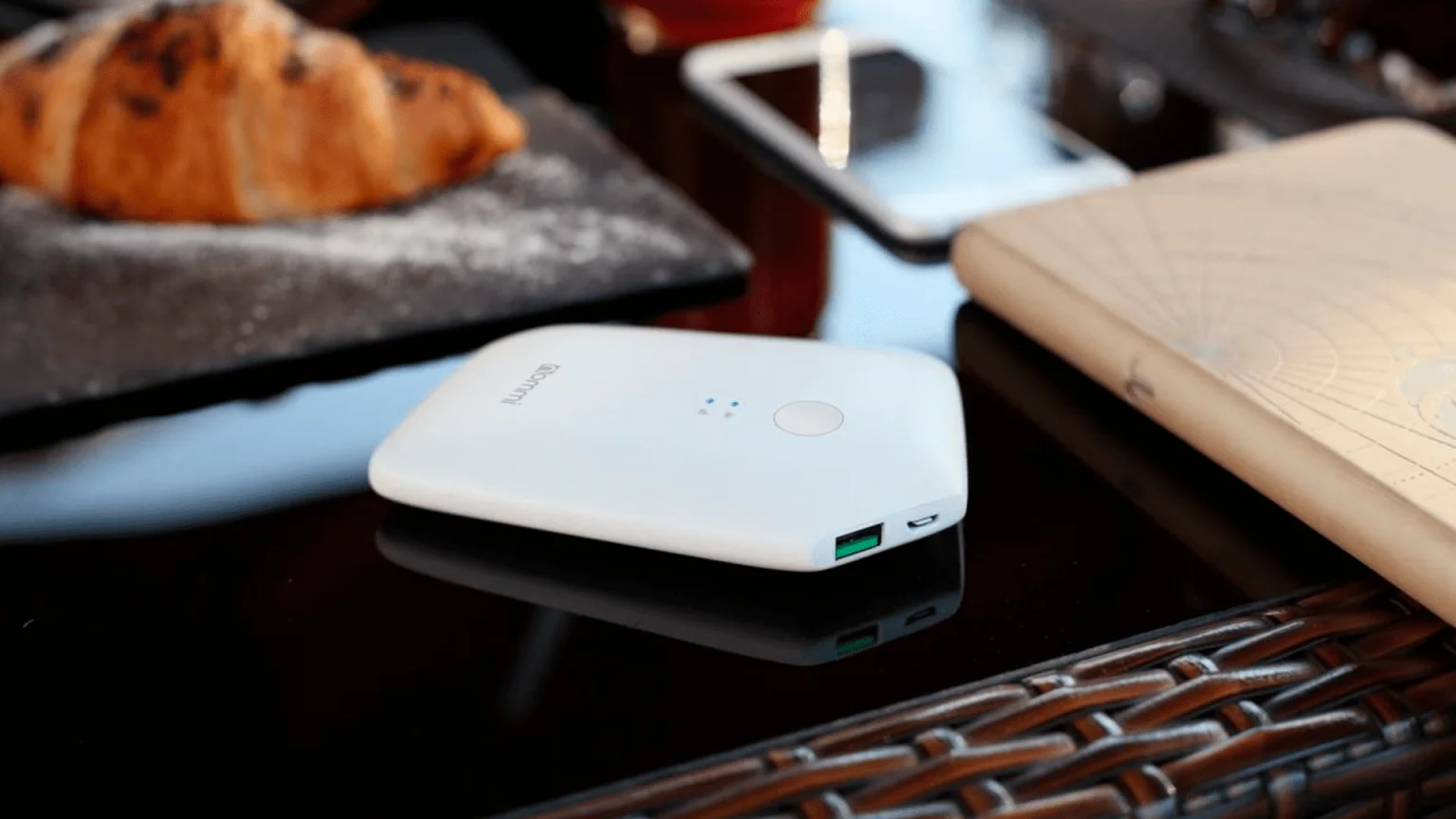 Nommi — Přenosný Wi-Fi router